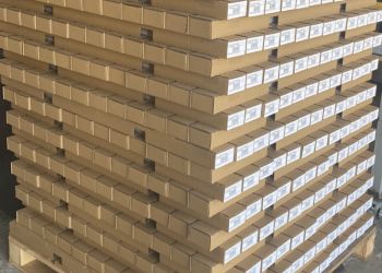 Plexiglas®-Regalschienen von Enggruber GmbH