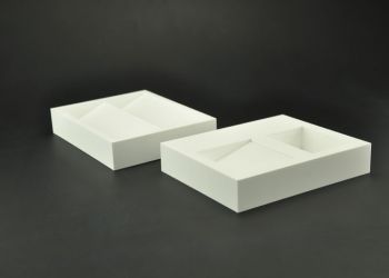 Locatorblöcke auf Gehrung verklebt: Acryl satiniert