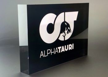 Alpha Tauri Plexiglas® Logoblock
