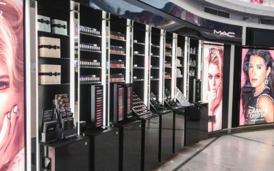 Ladenbauteile aus Plexiglas