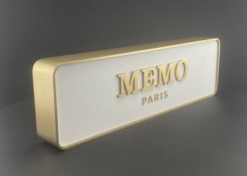 MEMO Logoblock gold gebürstet mit Corian